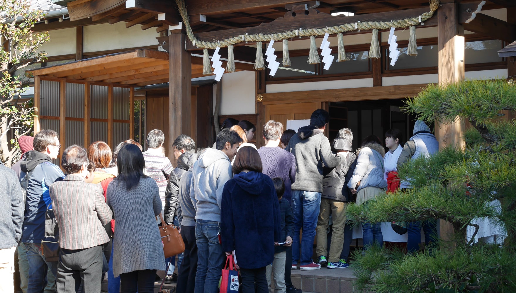 初詣 社務所の様子